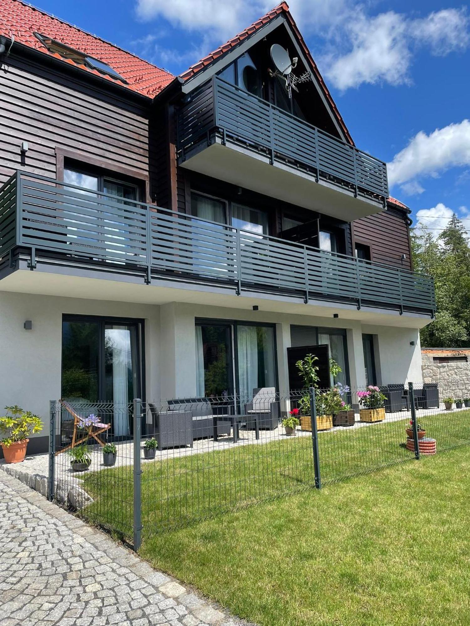 Z Widokiem Apartamenty - Apartamenty Z Widokiem Na Gory I Zewnetrzna Balia Шклярска-Поремба Экстерьер фото