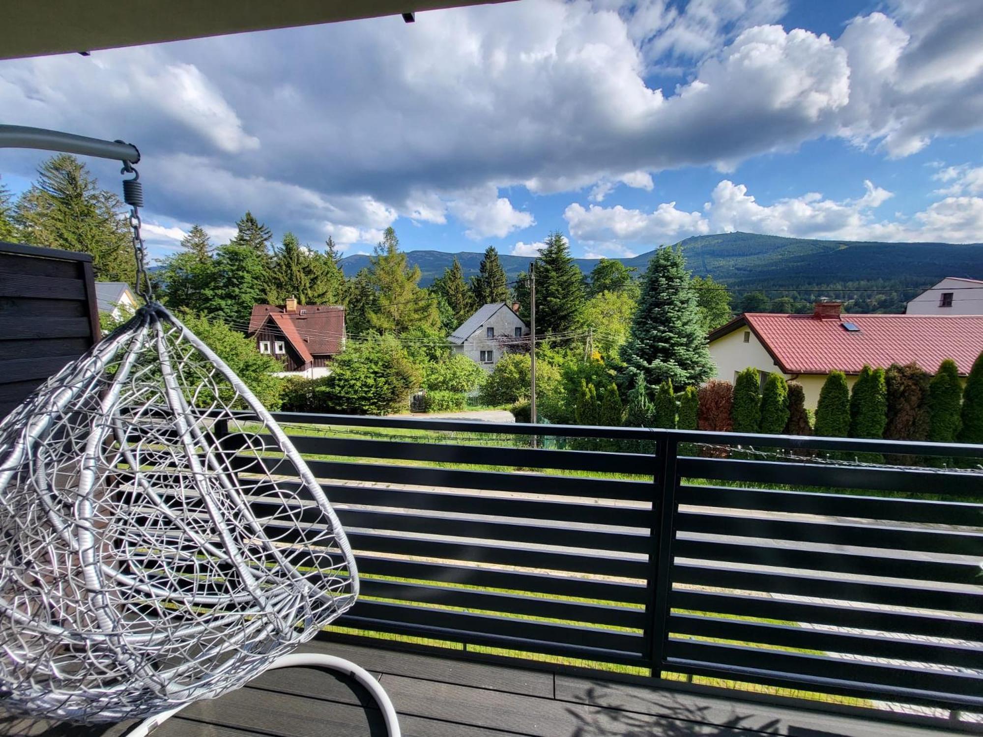 Z Widokiem Apartamenty - Apartamenty Z Widokiem Na Gory I Zewnetrzna Balia Шклярска-Поремба Экстерьер фото